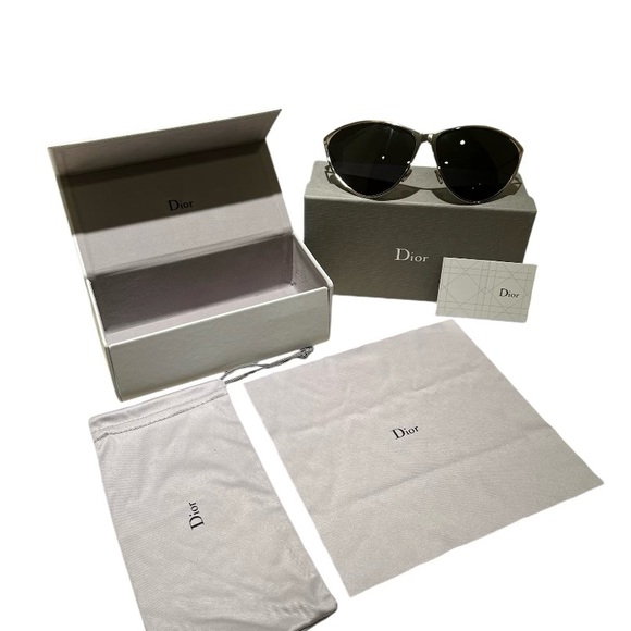 Christian Dior New Motard Cat-Eye Sunglasses - Picture 7 of 15